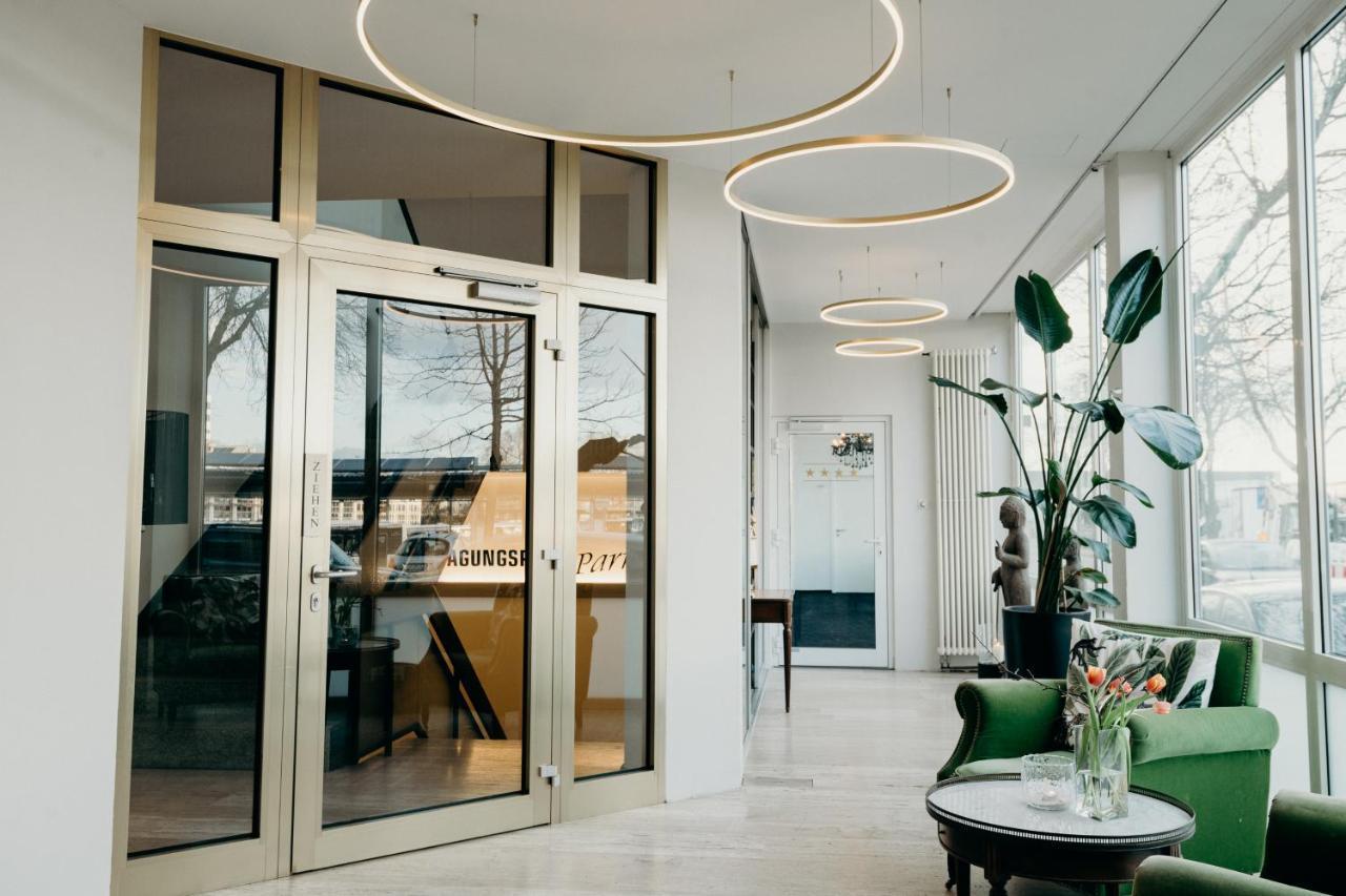 Hotel Crystal Saarbrücken Eksteriør billede