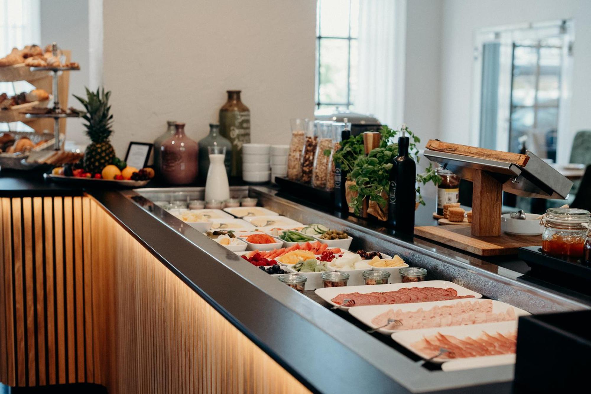 Hotel Crystal Saarbrücken Eksteriør billede